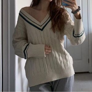 FALL CABLE KNIT SWEATER